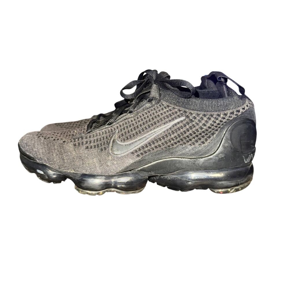 Nike Air Vapormax 2021 Sneakers Big Kid's Size 7Y Triple Black Knit Shoes